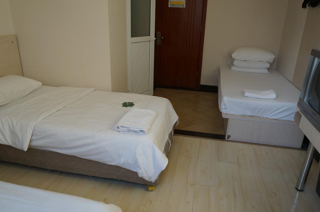 Beijing Sanlitun Hostel Rom bilde
