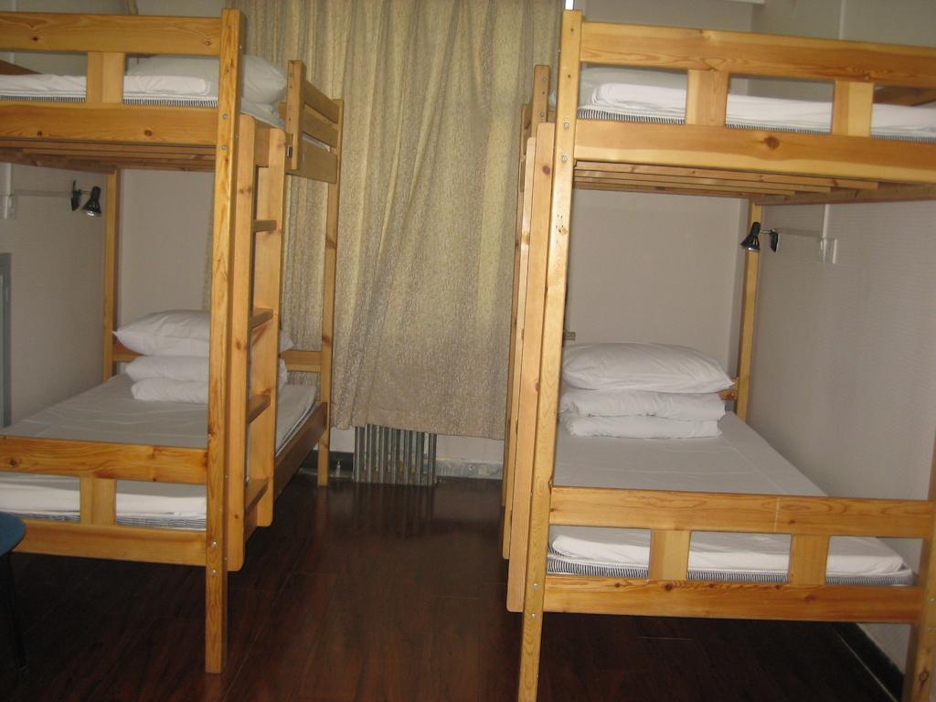 Beijing Sanlitun Hostel Rom bilde
